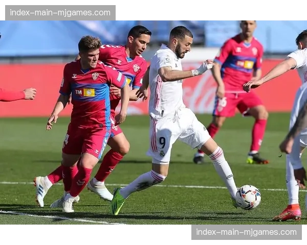 战术复盘：赫罗纳高位逼抢如何击穿毕尔巴鄂竞技防线